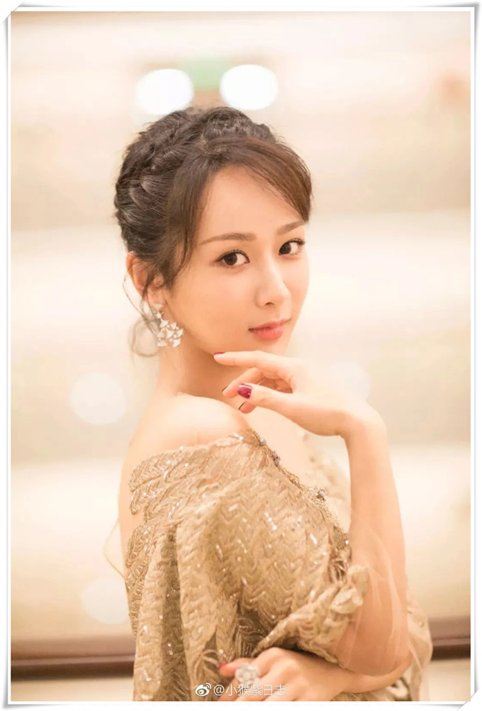 半披发编发教程减龄,可披可扎的中长编发