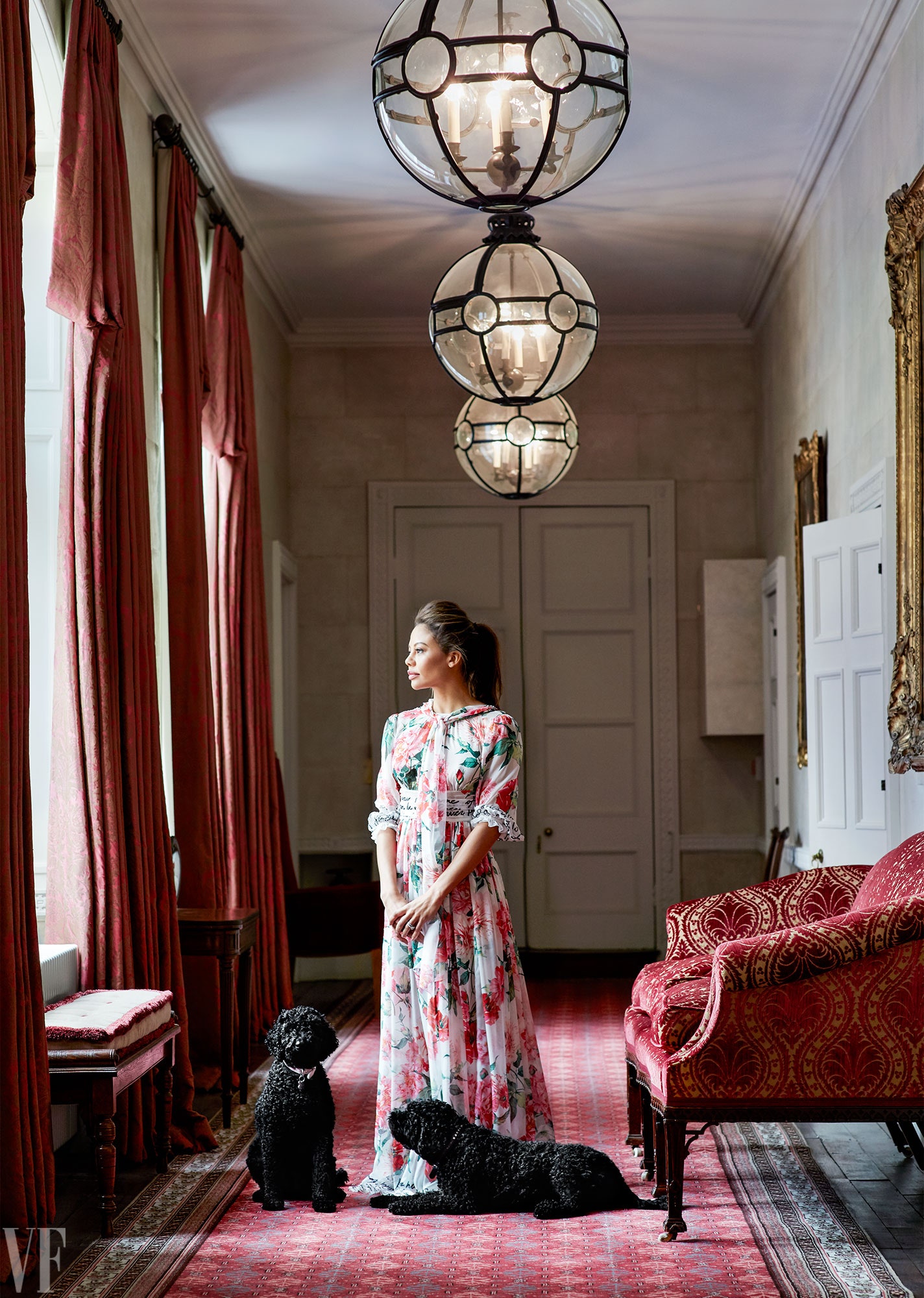 非洲巨富私生女嫁英国帅侯爵,却被婆婆嫌糟蹋400年血脉?