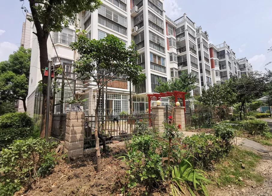 阜阳4大被物业拉胯的小区!房价只跌不涨,物业屡被吐槽