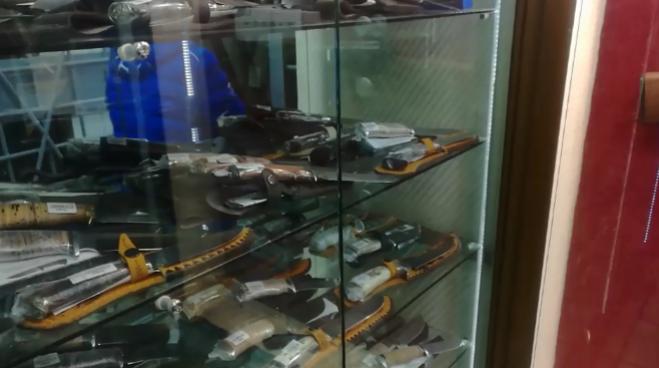 俄罗斯哪个城市有枪店,俄罗斯的武器店