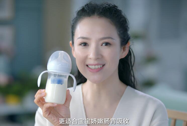 章子怡孩子真喝飞鹤吗,章子怡家孩子喝什么奶粉