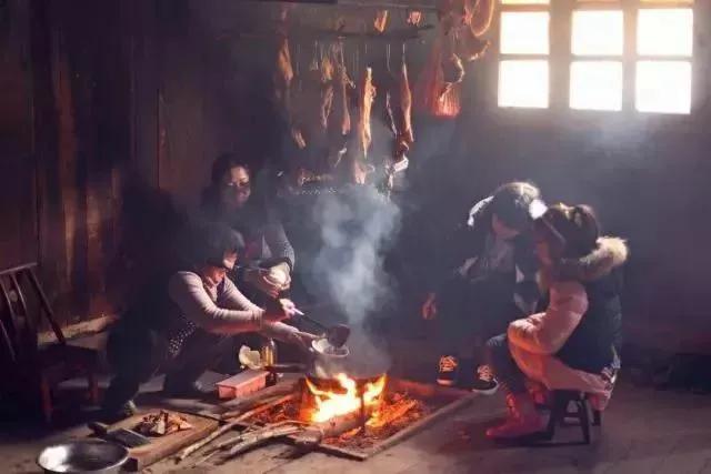 热热闹闹地过年,热热闹闹过大年红红火火