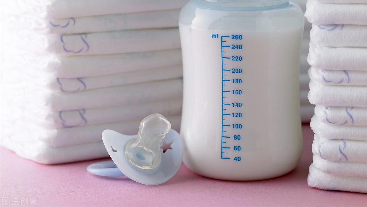 30岁入行月嫂,32岁当月嫂