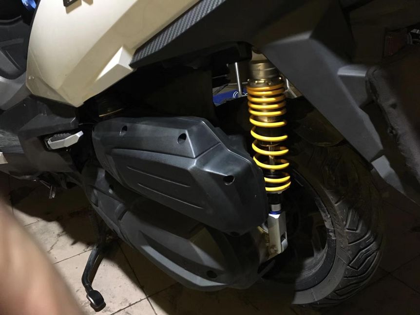 北京摩托车神越南开店，被抢上百万，替德国人改装踏板车横穿欧亚