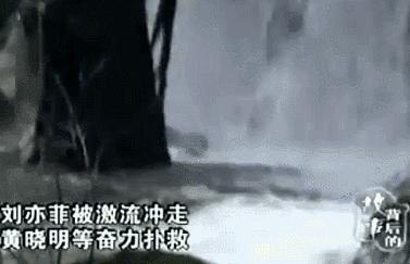 爱豆不经意造成的名场面暖心瞬间,爱豆那些让人心疼的瞬间蔡徐坤