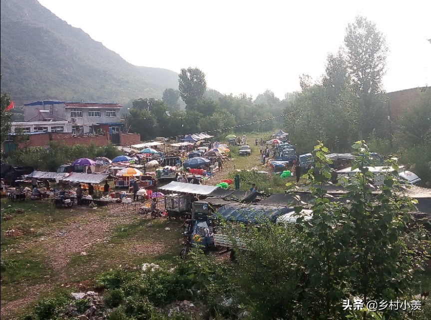 摆地摊什么最好卖最受欢迎呢,摆地摊卖什么最赚钱而且受欢迎