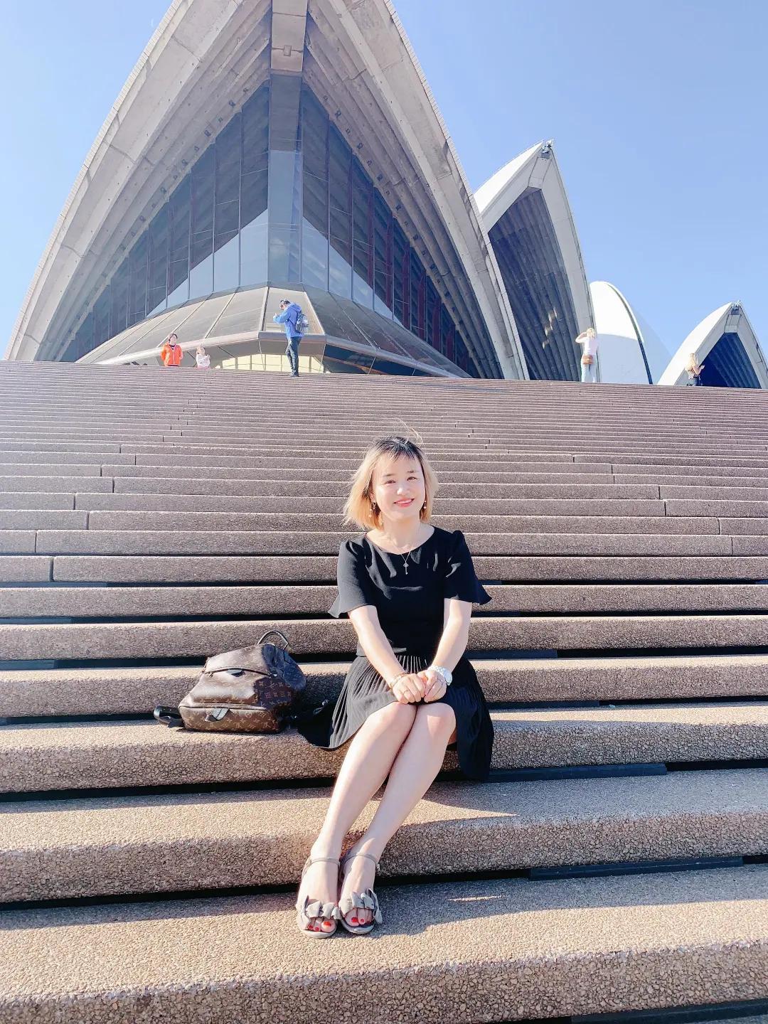 女记者澳洲做买手，白天月薪2万，晚上卖货月销500万