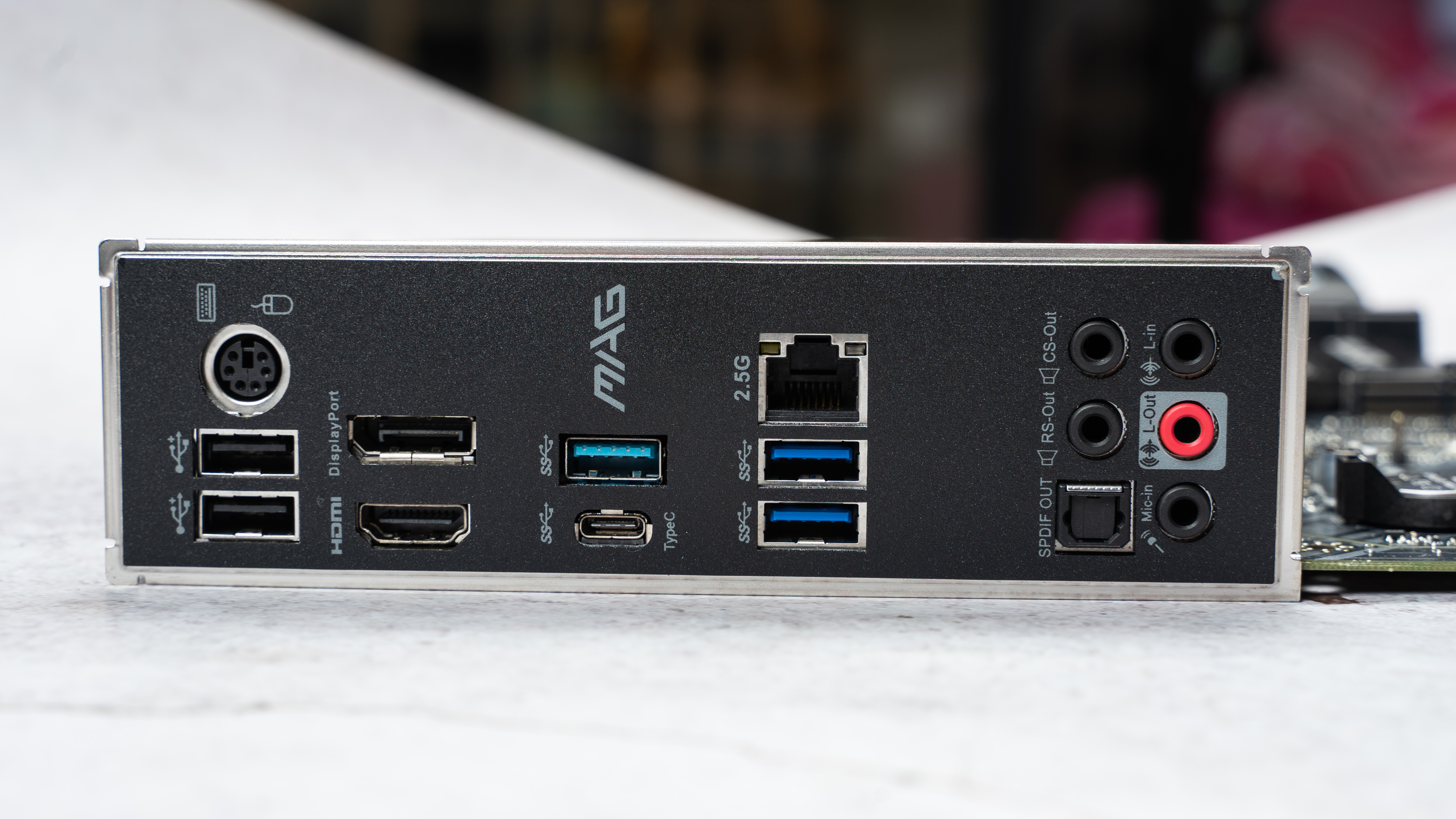 无显卡主机可以装显卡吗,无显卡主机自己怎么装显卡