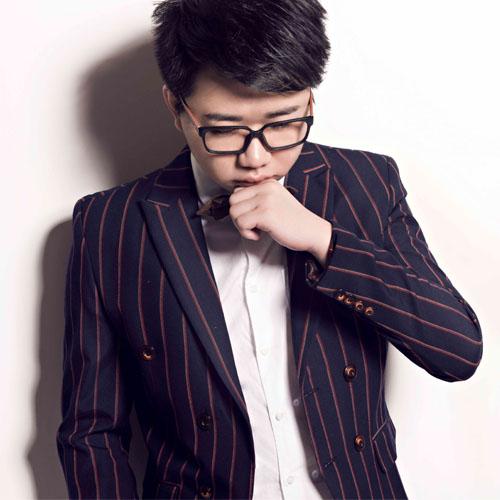 鑻遍泟鑱旂洘涓绘挱娑夊強鏂楅奔浜嬩欢,鑻遍泟鑱旂洘涓绘挱铏愯彍璧忛噾鏈＋