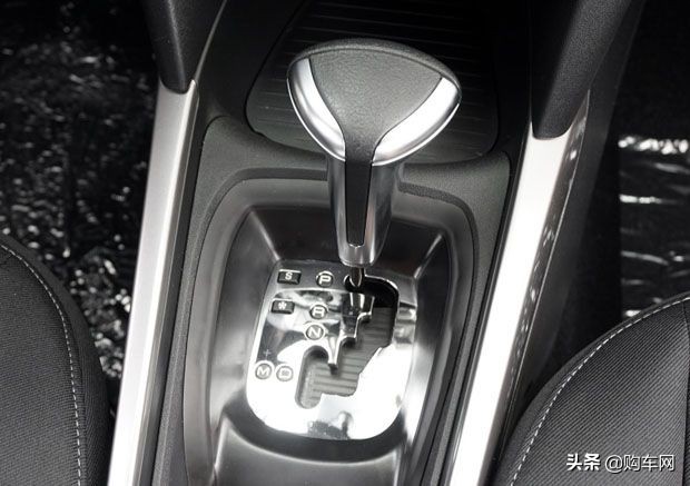 沉寂一阵子后法系车终于活过来了,一款被忽视的法系车仅七万