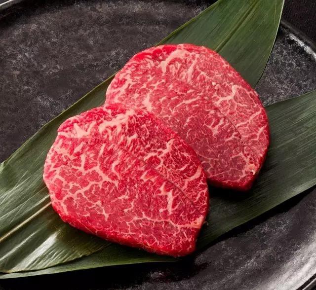 世界顶级牛肉是什么牛,世界最顶级的牛肉视频