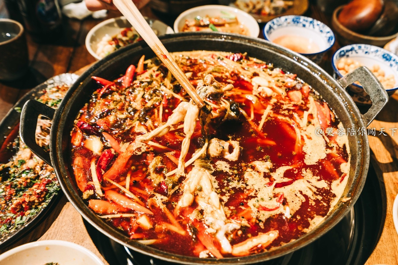 求推荐成都春熙路附近好吃的火锅,成都北平楼老北京涮羊肉自助火锅