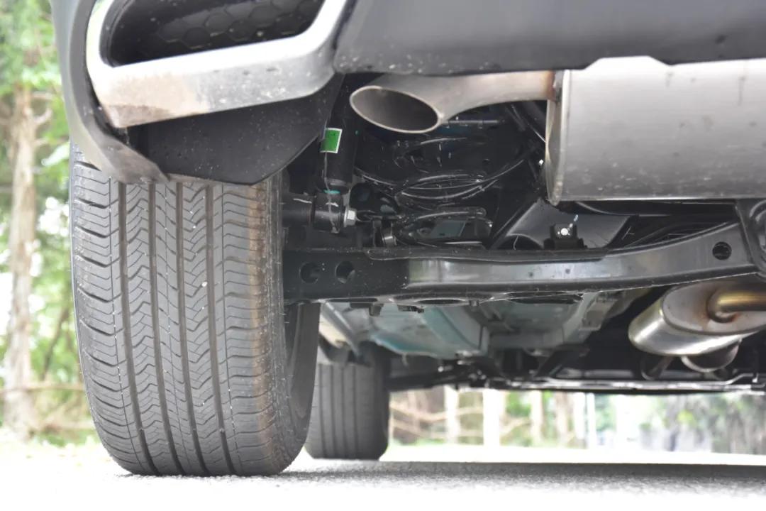 试驾19款奇瑞瑞虎7,奇瑞瑞虎7超能勇士1.6t驾驶感受