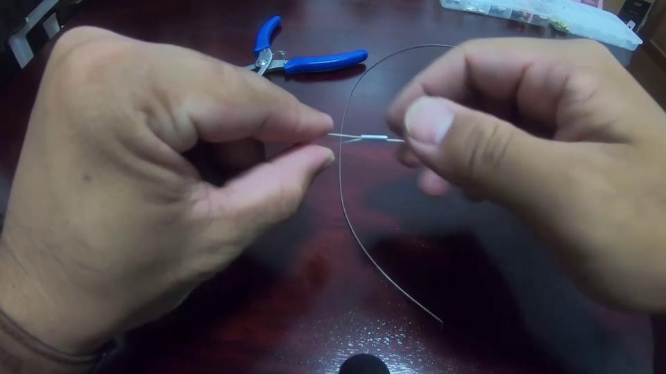 金属线绑钩的正确方法,特硬线绑钩方法