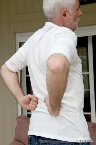 腰痛的部位分析,腰痛的人的腰一定很痛吧