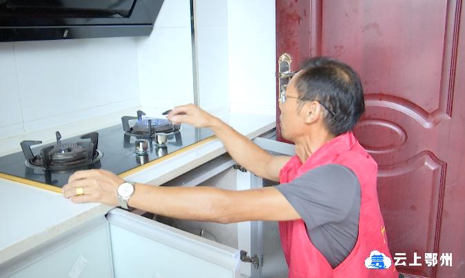 湖北鄂州碧石好人好事,鄂州梁子湖名人