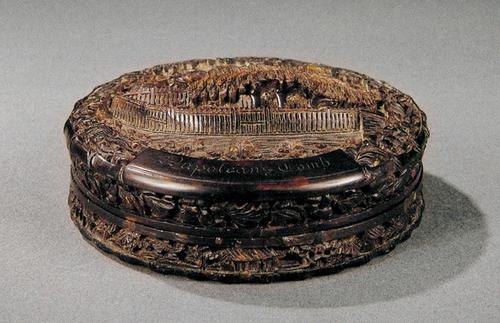 我的爱好之一是的英语,我的爱好之一是弹钢琴用英语怎么说