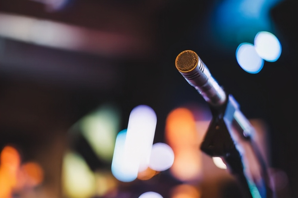 目前ktv市场经营状况,曾经火爆的ktv行业现状如何