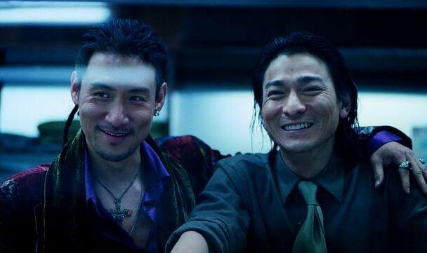 香港回归后,曾经横行的黑帮势力为何消失?看看这位大佬就知道了