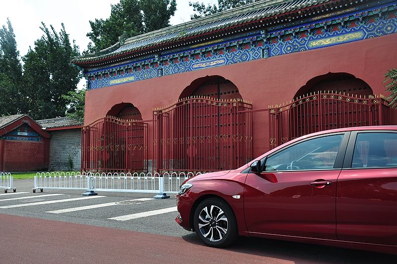 全新雪佛兰科鲁泽48v轻混系统讲解,雪佛兰科鲁泽48伏轻混可以入手吗