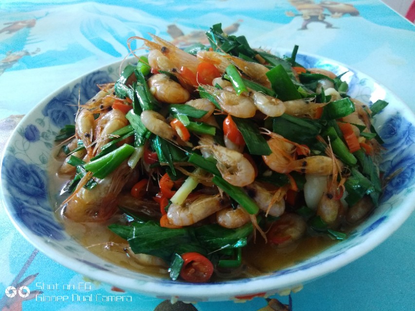 韭菜炒河虾酒店做法,韭菜炒河虾食堂大锅菜经典菜谱