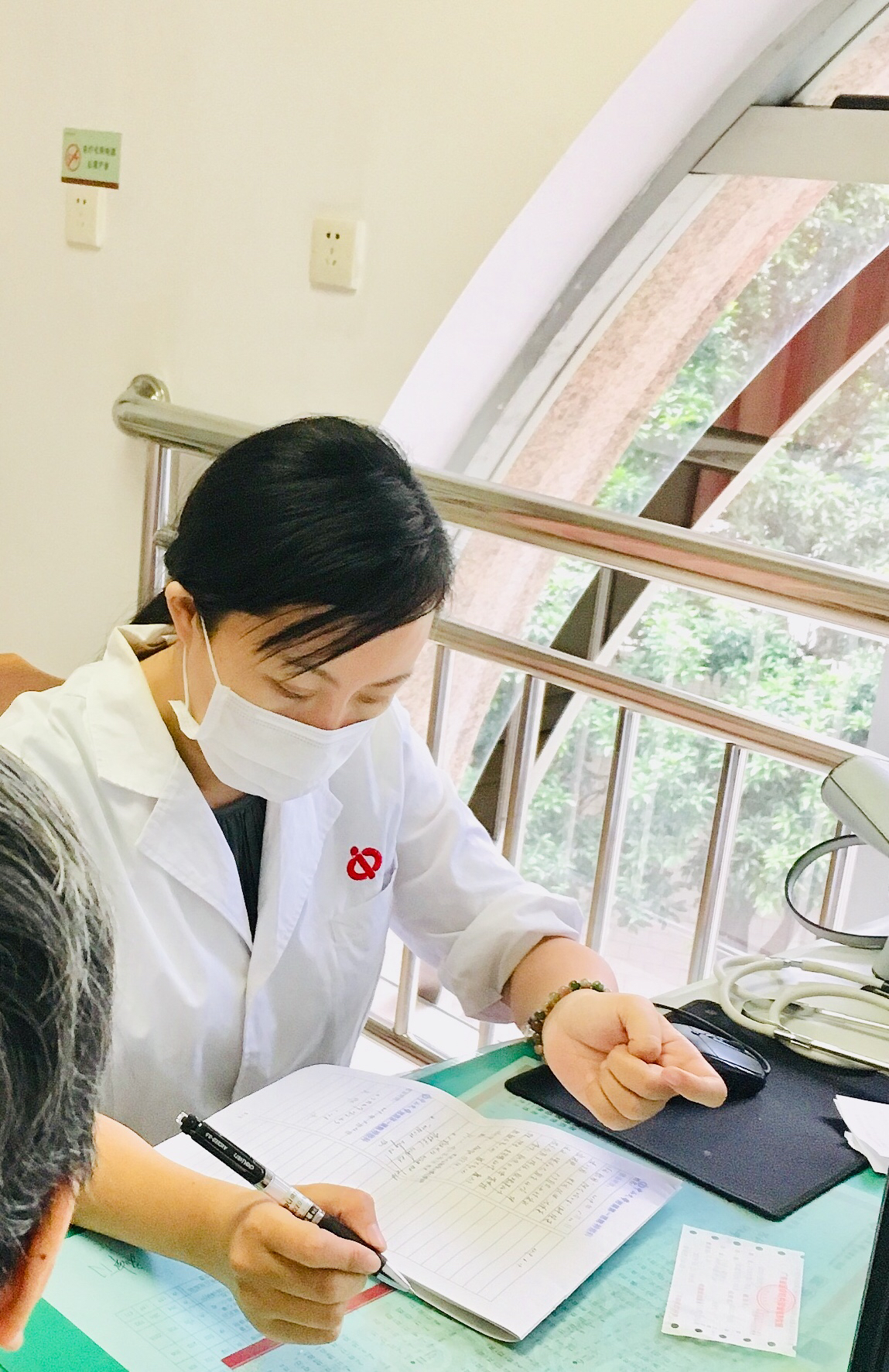 开始怀疑是强迫症，后来发现是肌张力障碍，肉毒素治疗效果好吗？