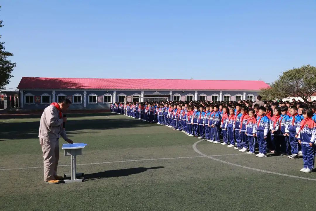 优秀少先队大队辅导员评选事迹,区优秀少先队员事迹介绍