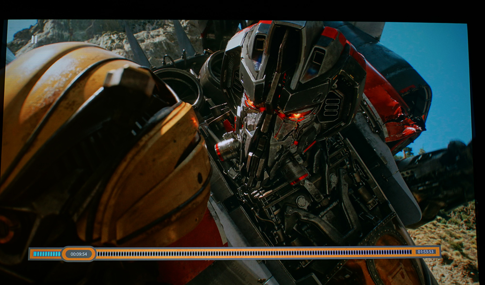 奥图码uhz886是哪年生产的,奥图码uhz886镜头是什么材质