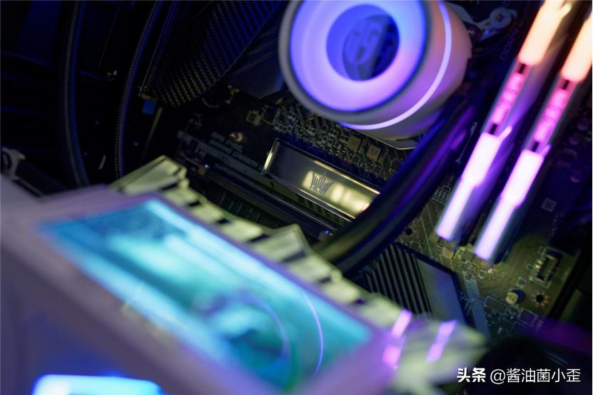 rtx30608g显卡影驰,显卡影驰rtx3090金属大师