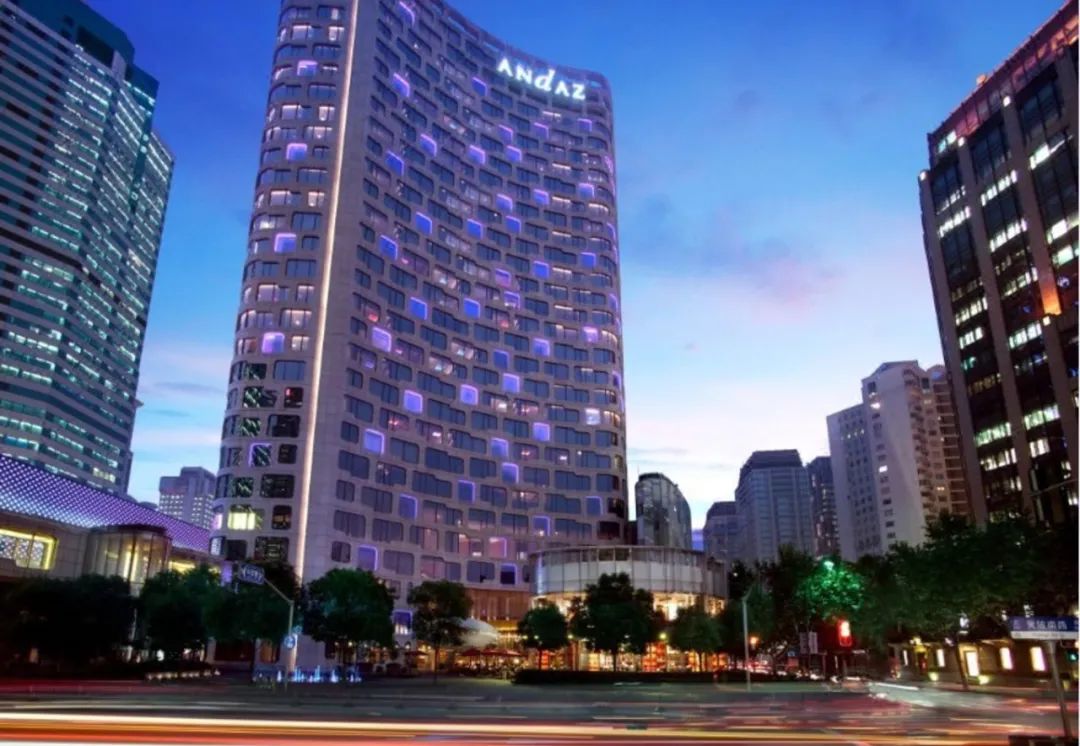 住进风景里民族风情酒店,入住高颜值酒店的感觉