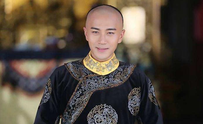 浮云忽以蔽，不见渔阳城，诗中议论如何做到不着色相？