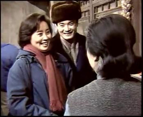 90年我国首部室内剧《渴望》,创造收视率神话的N个理由