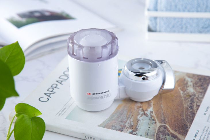 让更多家庭喝上放心水,水龙头过滤器能过滤出干净水