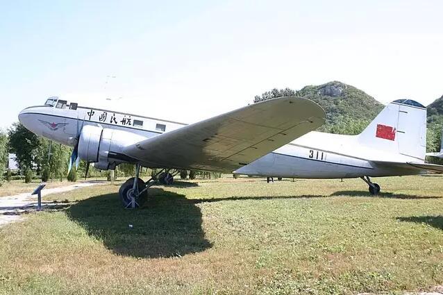 怎么一眼看出飞机的国籍,飞机出国旅游流程