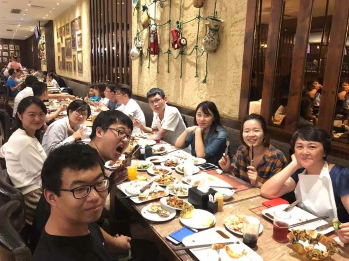 去年,我帮房东赚了100万