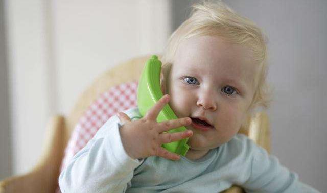 不说话的孩子如何引导说话,两岁小孩怎么引导他开口说话