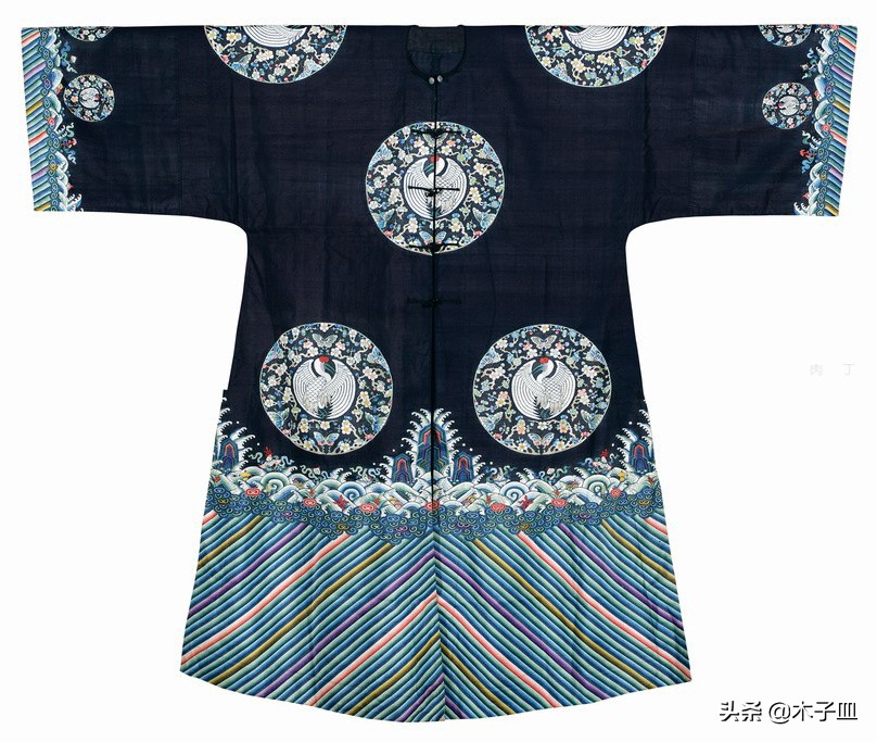 清代贵妇服饰,清朝贵妇装扮