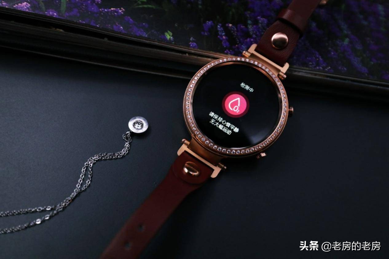 优雅绽放健康生活Jeep女士智能小红表开箱