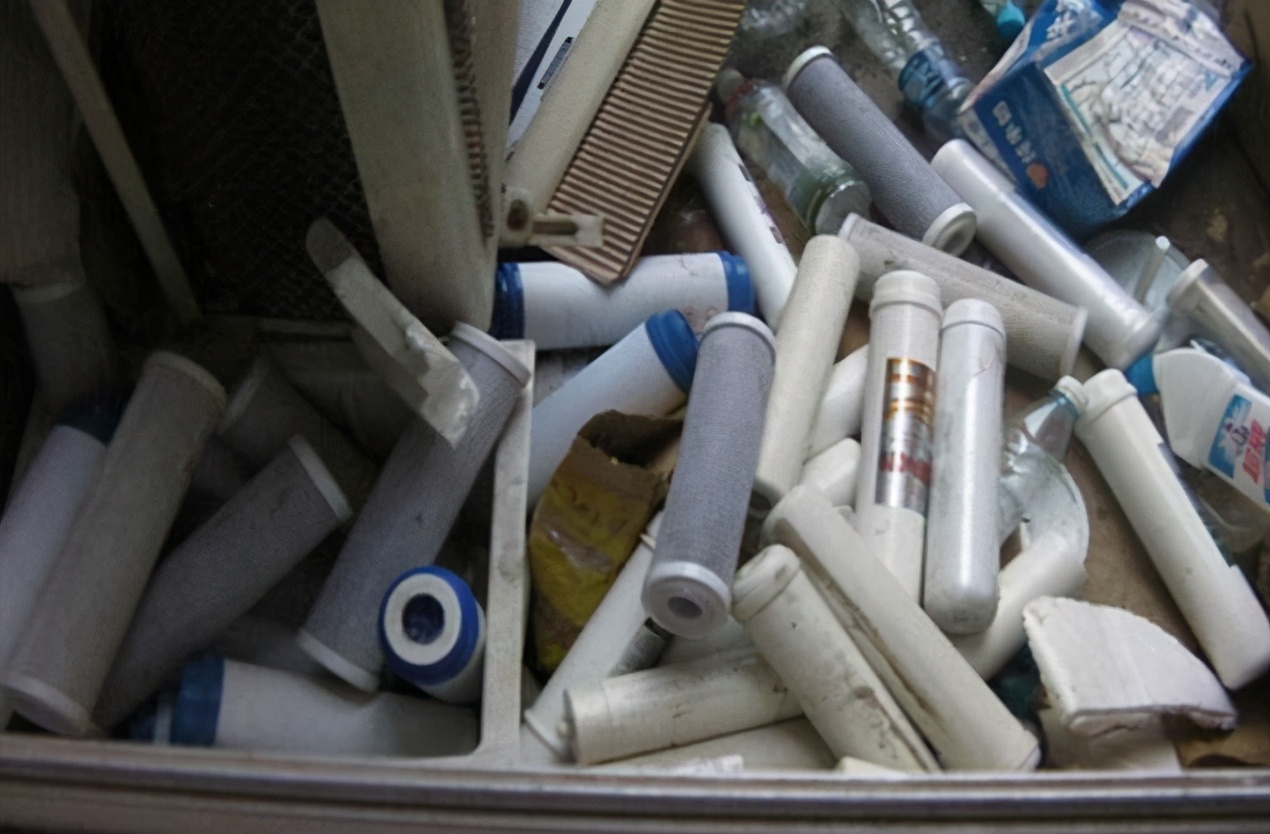 净水器有必要安装吗安全吗,净水器值不值得安装都是骗局