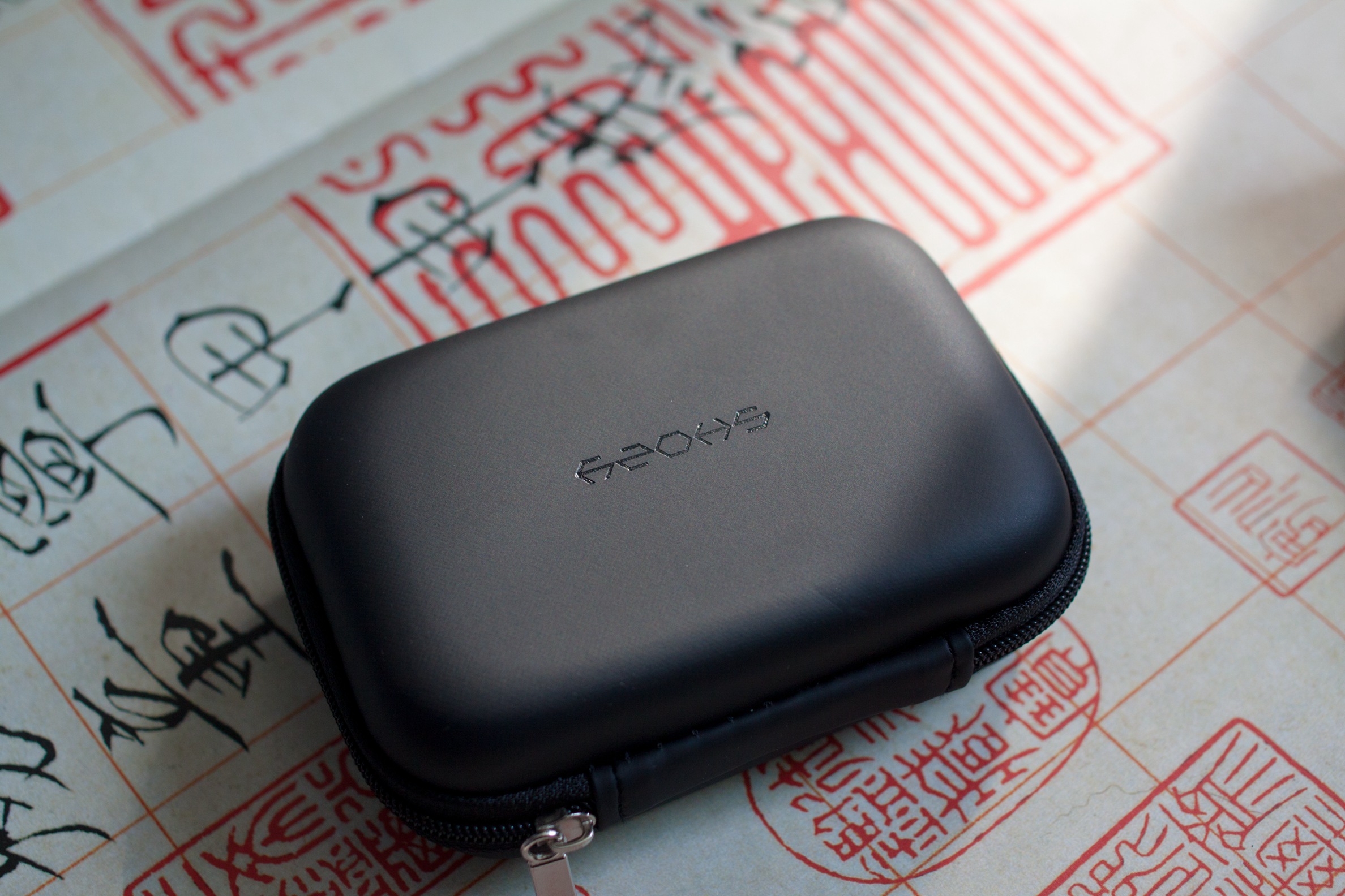 性价比最高的圈铁和动铁耳机,森韵耳机1.4