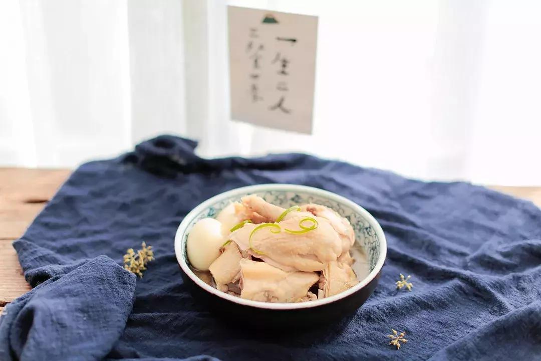 过夜的剩鸡肉怎么煮好吃点,吃剩的鸡肉放冰箱多久会坏