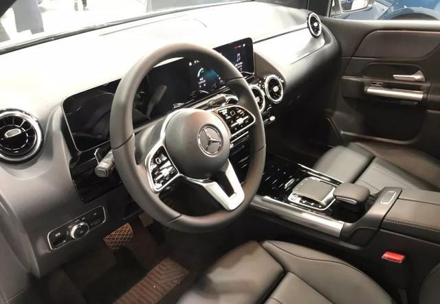 2020奔驰b200值得买,2020奔驰b200底盘视频