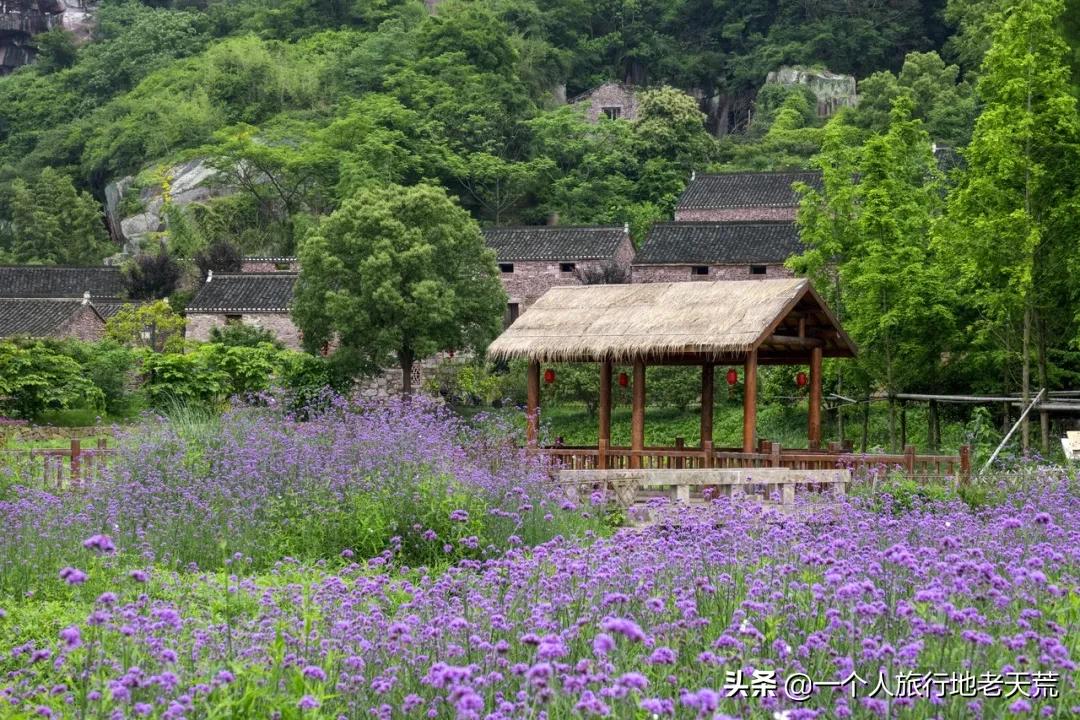 无需攻略,这12个绝美宝藏小城,随便挑一个小住几日,就很惬意