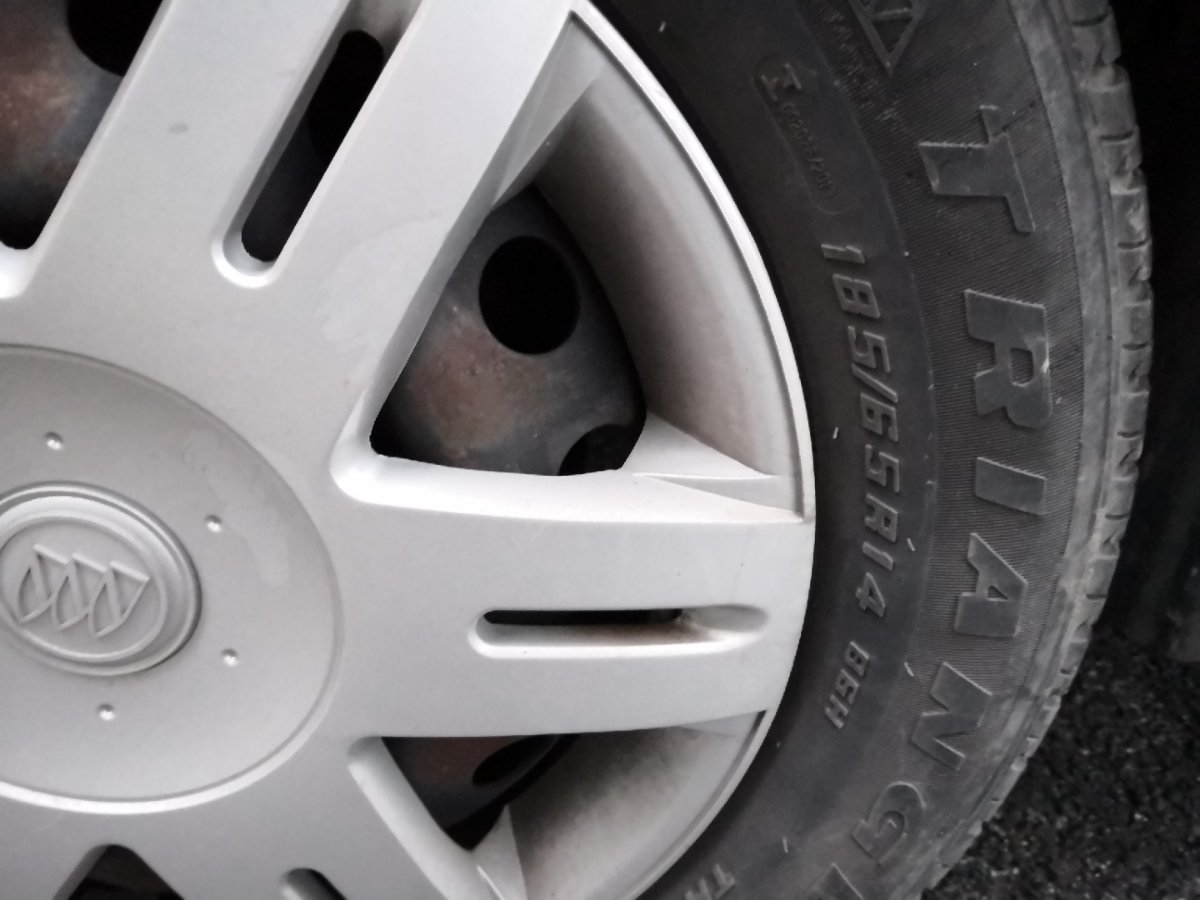 别克凯越4万到5万元自动挡高配,全新别克凯越4万起售