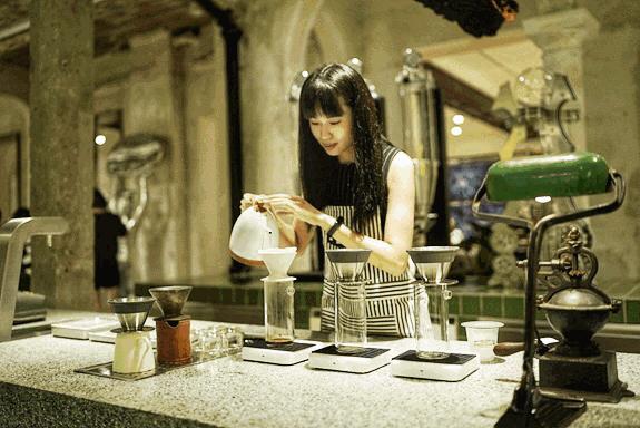 朵姿朵彩|上海推出21家消费体验馆,衣食住行玩,去打卡吗?