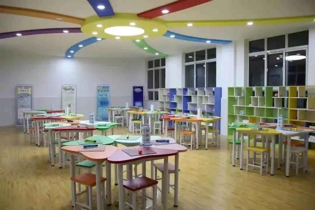 庆元旦师生硬笔书法展,小学庆元旦暨社团成果展活动