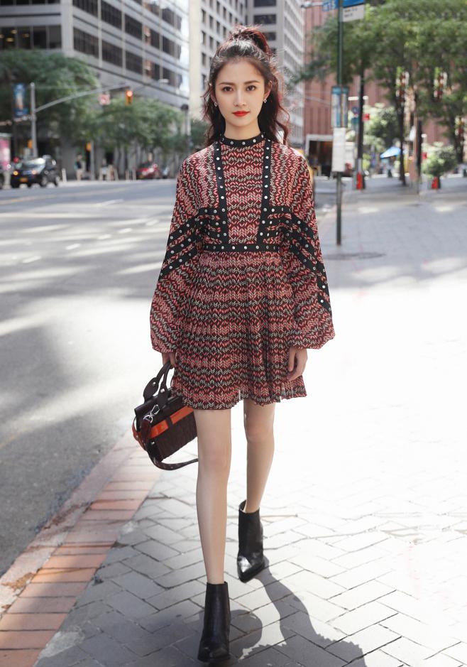 高档30-40岁碎花连衣裙,40-50岁碎花连衣裙穿搭