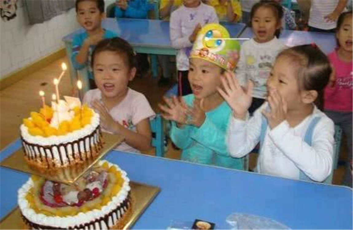 小孩过生日订二层蛋糕可以吗,幼儿园孩子过生日要买多大的蛋糕
