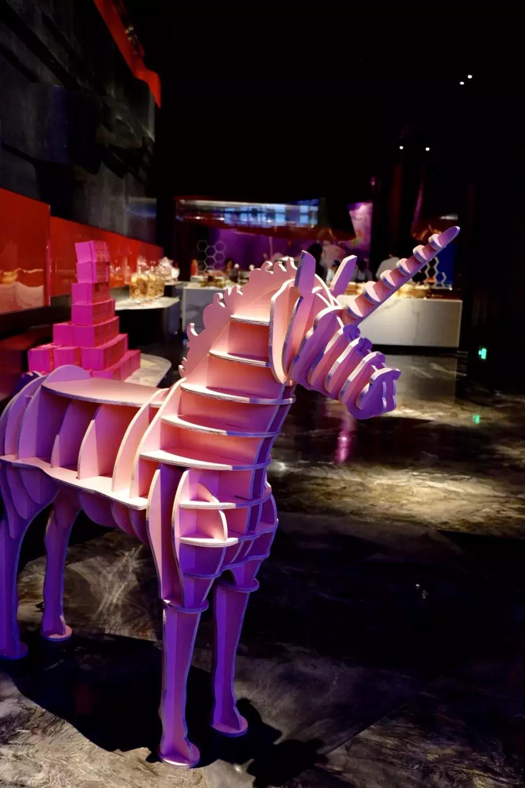 住过无数家W,却被新开业的西安W迷到愣神！原来真存在流光溢彩的梦