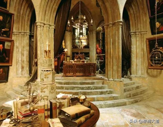 棕榈大道留学一般要多少钱,伦敦国王学院课程实录